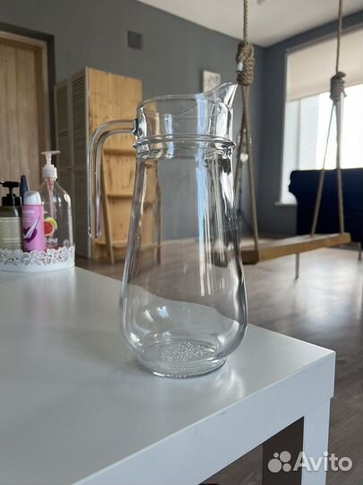 Кувшин стекло