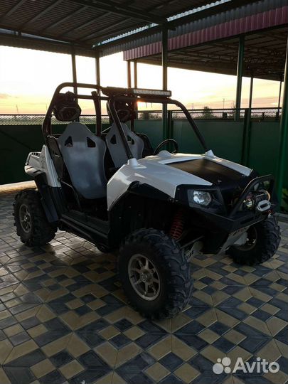 Palaris RZR 800