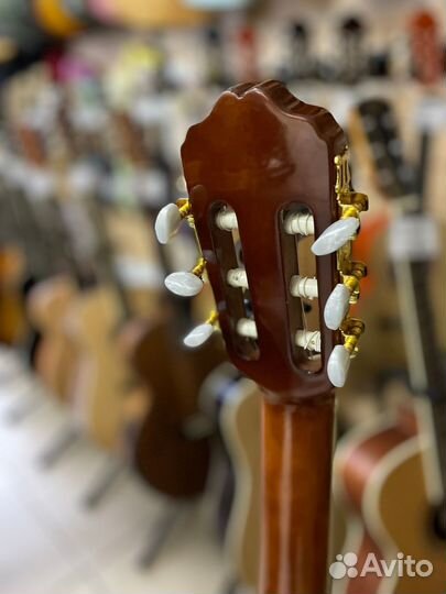 Классическая гитара Hohner HC06