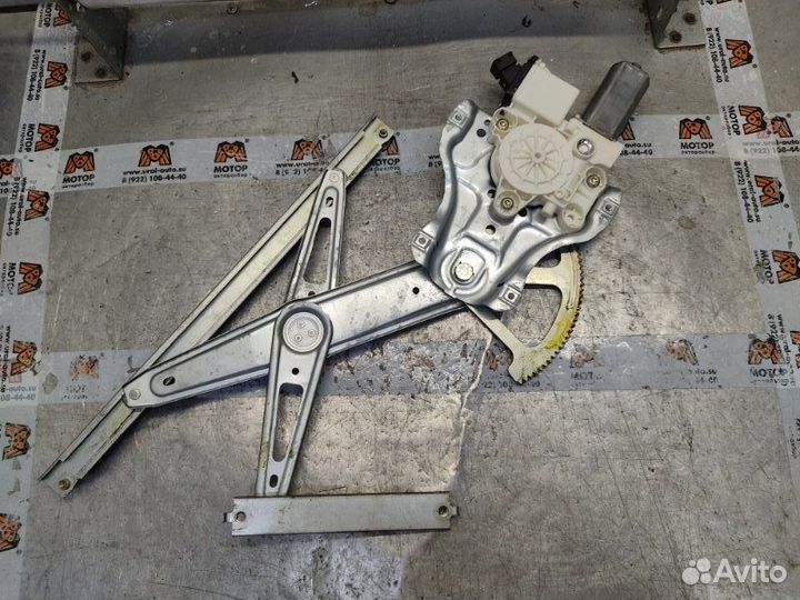 Стеклоподъемник передний правый Toyota Corolla E12