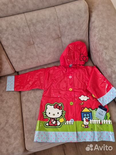 Хеллоу Китти, плащ для девочки новый