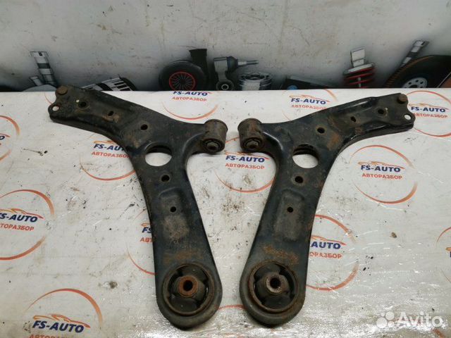 Рычаг подвески нижний передний Kia Soul 1.6 G4FD