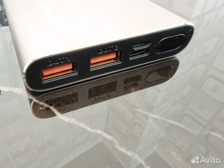 Портативный аккумулятор павербанк energizer