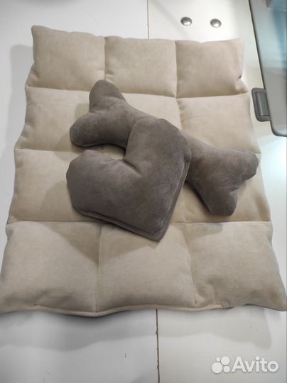 Лежанка для собак