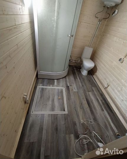 Строительная бригада плотники строительство дачи