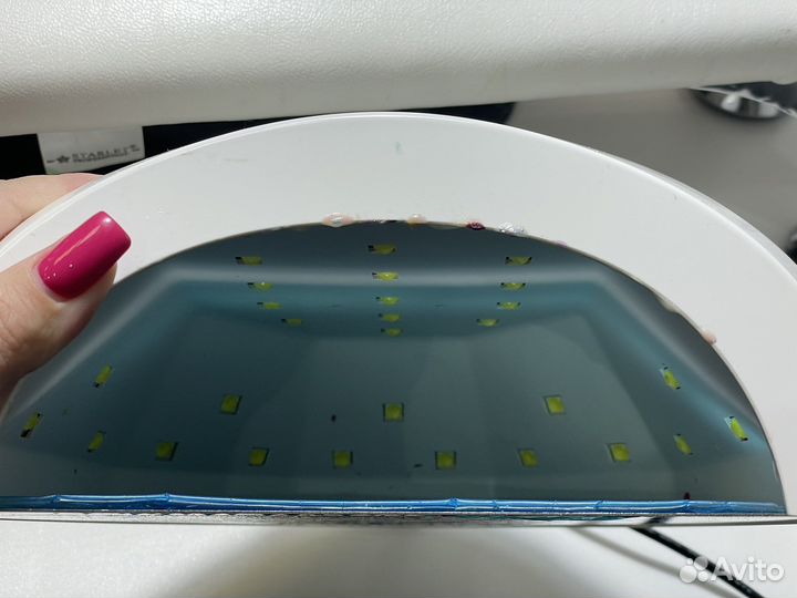 Лампа для ногтей