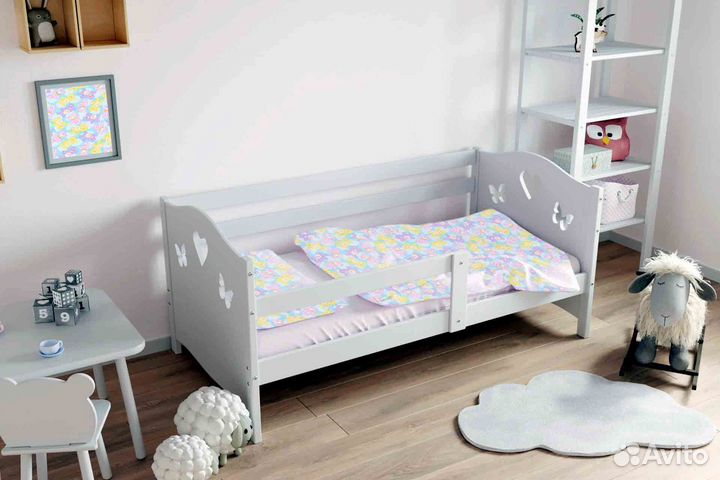 Кроватка от 2х лет из натурального дерева с бортик