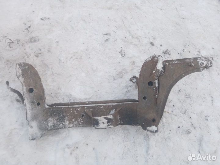 Подрамник Daewoo Nubira