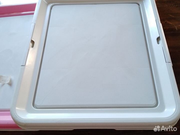 Лоток туалет для собак средний с фиксатором