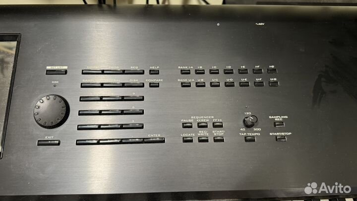 Рабочая станция Korg Kronos X-88