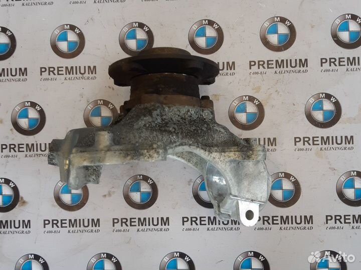 BMW 7 E65 кулак поворотный