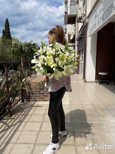 Доставка букетов и цветов по городу