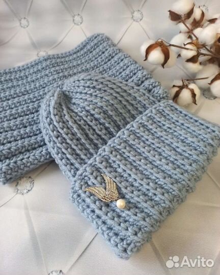 Комплект шапка и снуд