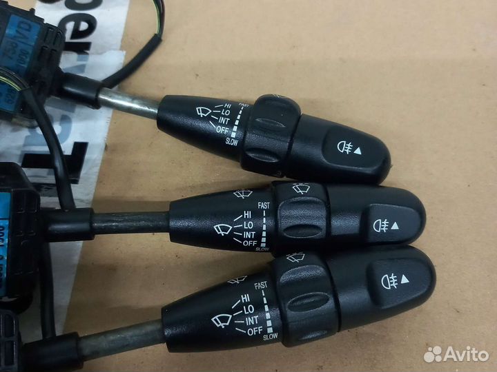 Правый подрулевой переключатель Авео Т250