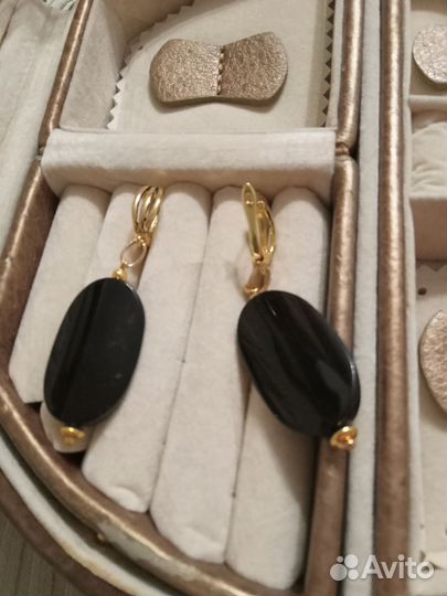 Бижутерия. Комплект