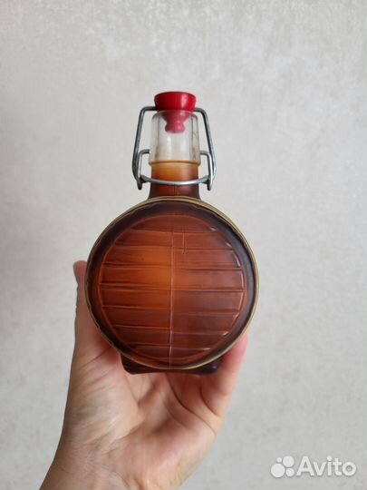 Бутылка с бугельной пробкой бочонок 500 мл