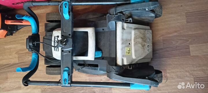 Газонокосилка электрическая на запчасти