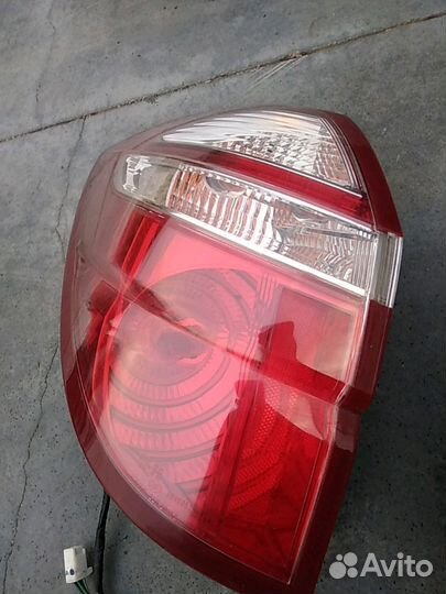 Фонари задние Subaru Outback