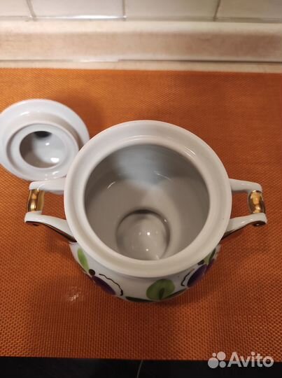 Сахарница самовар, Сысерть