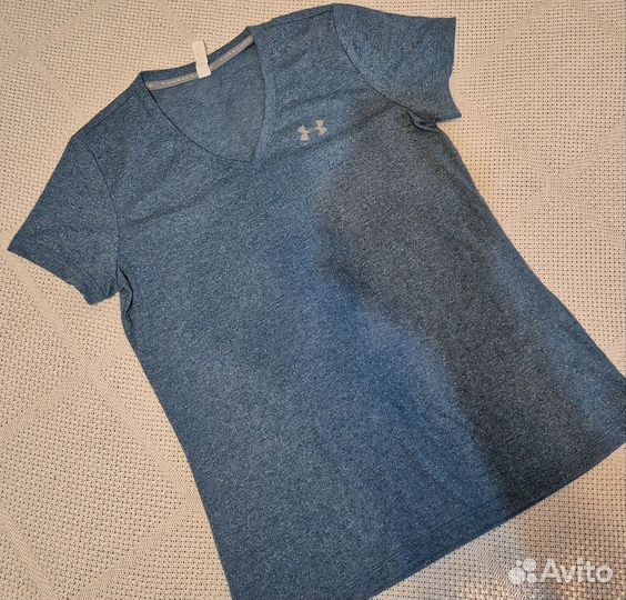 Футболка женская Under Armour S