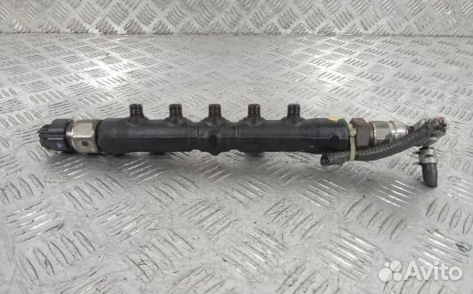 Топливная рампа дизельная toyota corolla verso 2