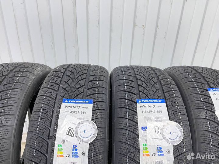 Triangle WinterX TW401 215/65 R16 102H