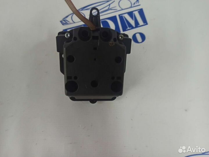 Джойстик мультимедиа Mercedes C-class w204