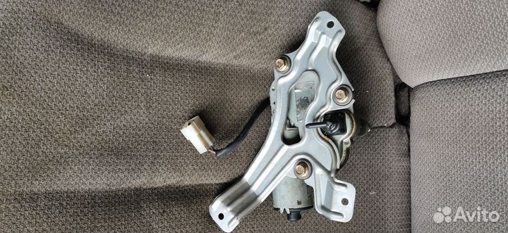 Моторчик заднего дворника Mercedes Vito W638