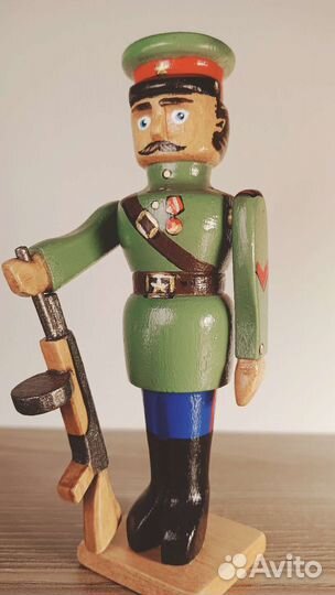 Солдатик деревянный