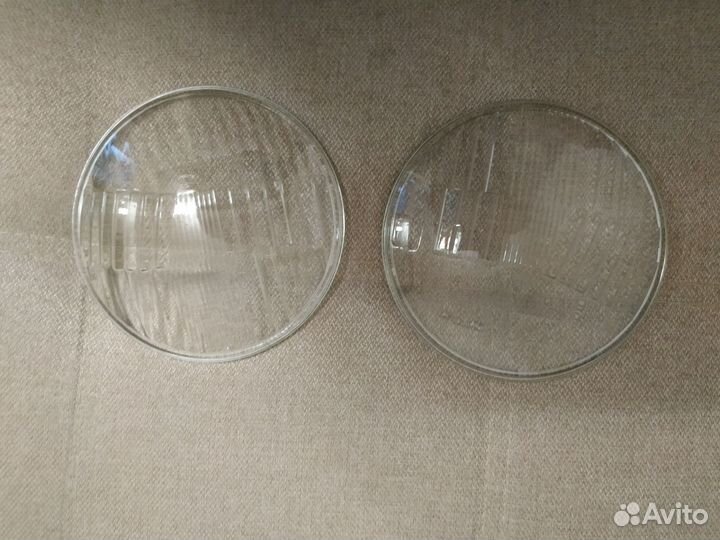 Стекла фар ваз 2106