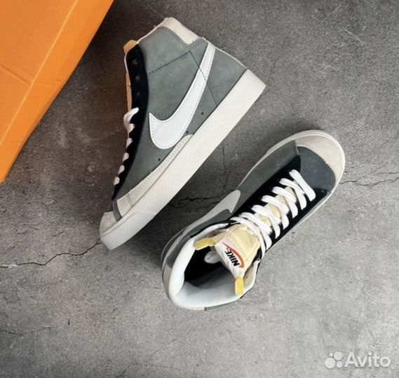 Кроссовки Nike Blazer mid 77