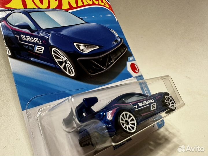 Hot Wheels 2025 Subaru и Jaguar MK1