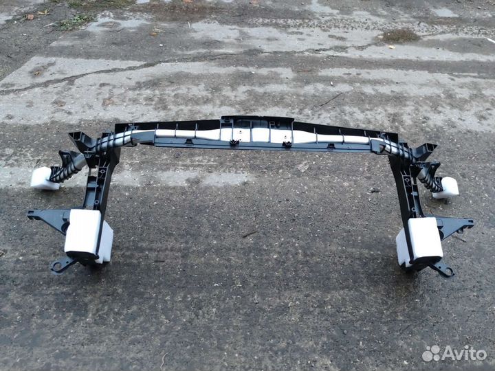 Телевизор панель радиатора Мерседес CLA 117 GLA156