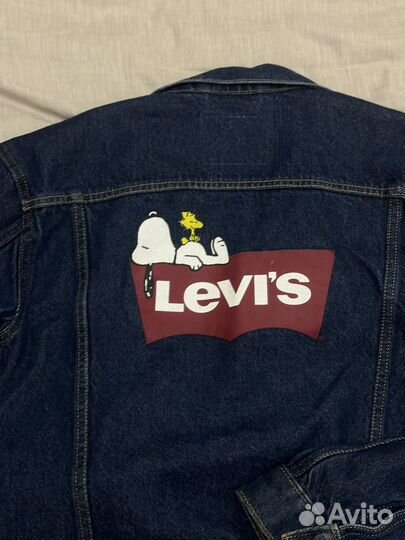 Джинсовая куртка levis