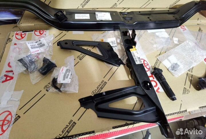 Кронштейны передние Lexus Lx 3