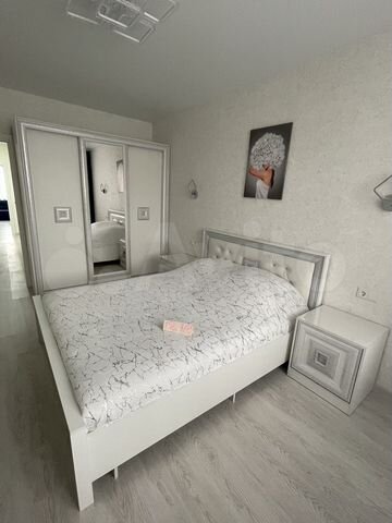 2-к. квартира, 80 м², 5/13 эт.