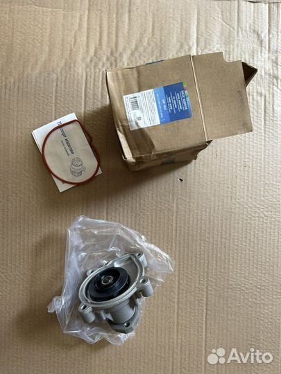 Помпа на volkswagen polo