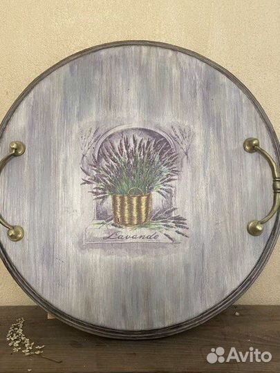 Предметы декора и интерьера