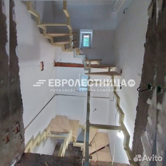 Лестница металлическая