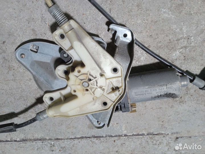 Стеклоподъемник передний правый мерседес slk r 170