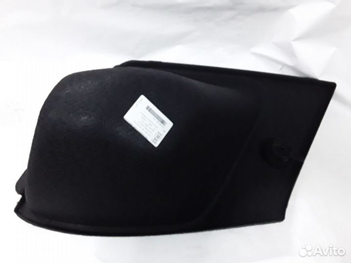 Обшивка багажника левая Audi Q3 8U086398987A