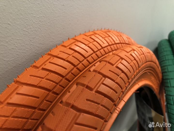 Покрышки цветные 20' для BMX