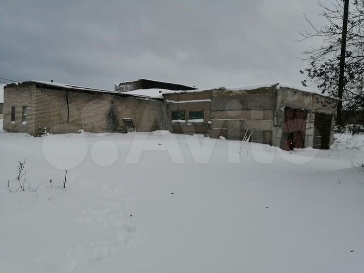 Здание, 379 м²