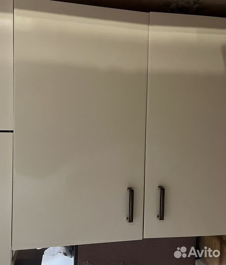 Полка настенная навесная