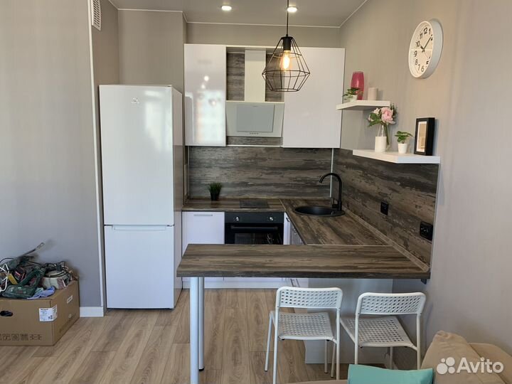 Кухня в студию с барной стойкой ксп:17384