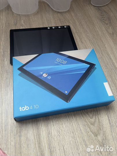 Планшет Lenovo tab 4 10