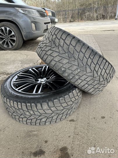 Dunlop SP Winter Ice02 275/45 R19