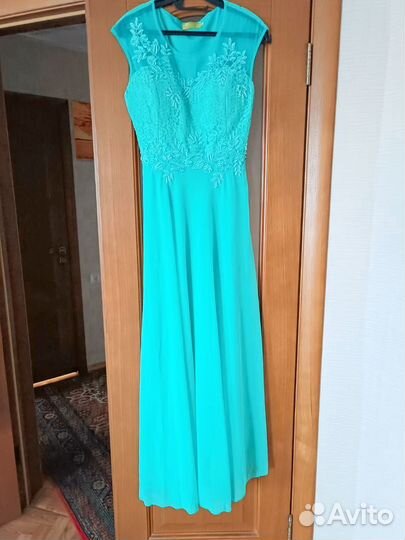 Вечернее платье