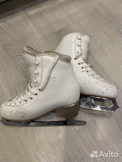 Коньки Edea 215