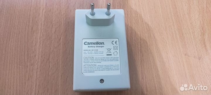 Зарядное устройство Camelion BC-1010B